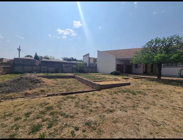 777M² VACANT LAND FOR SALE IN VANDERBIJLPARK SW 5
